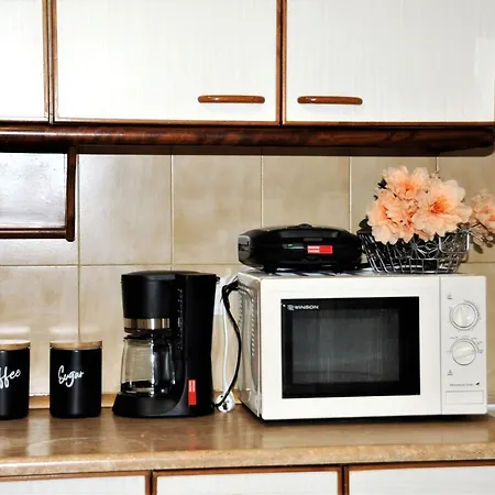 Apartment Garden House/thessaloniki/wifi *